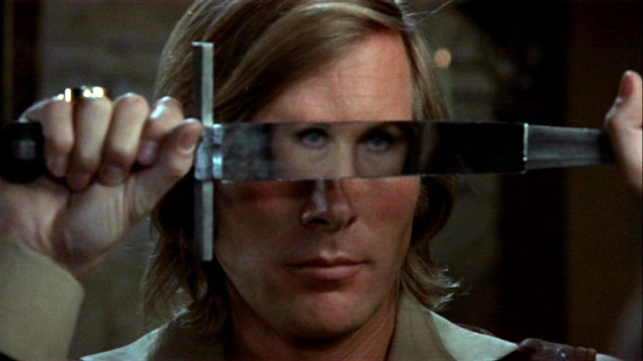 Captain Kronos - Vampire Hunter