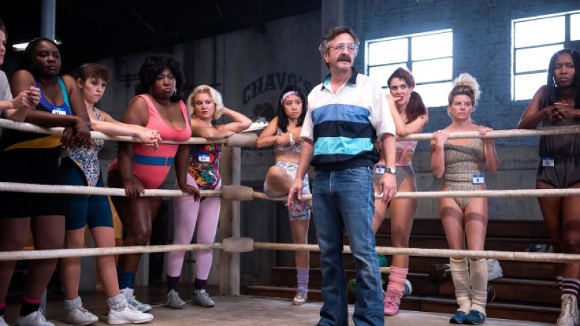 GLOW - Season 1