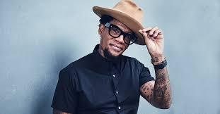 D.L. Hughley: Contrarian