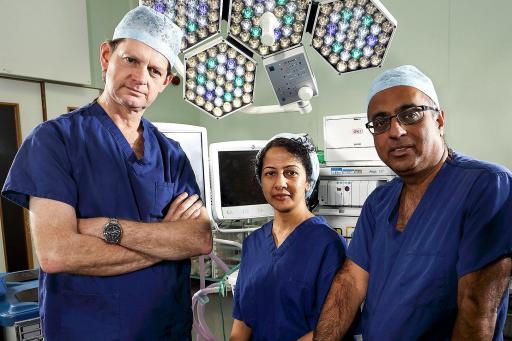 Surgeons: At the Edge of Life - Season 1