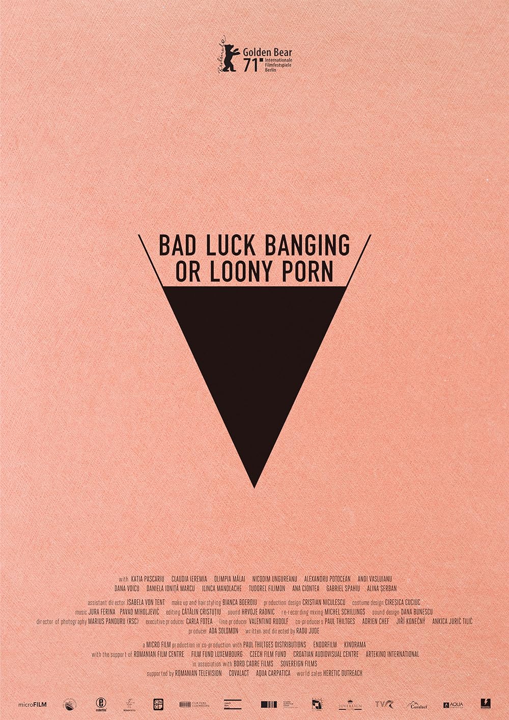 Bad Luck Banging or Loony Porn (2021)