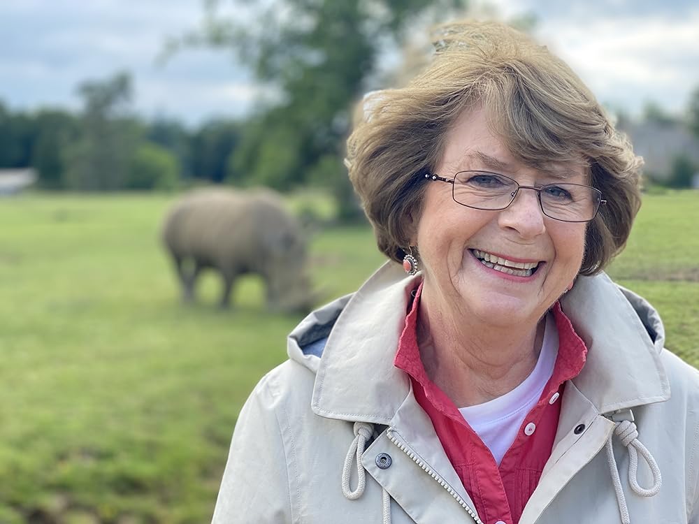 The Cotswolds with Pam Ayres (2021)