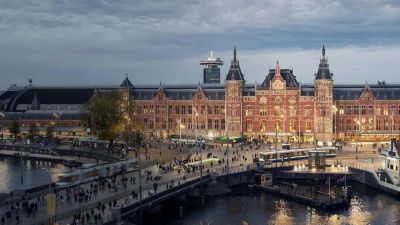 Amsterdam Central 24/7 (2025)